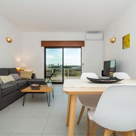 Central Apartment - Pool And Sea View & Albufeira Center Buitenkant foto