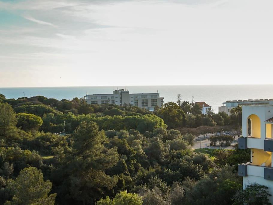Central Apartment - Pool And Sea View & Albufeira Center Buitenkant foto